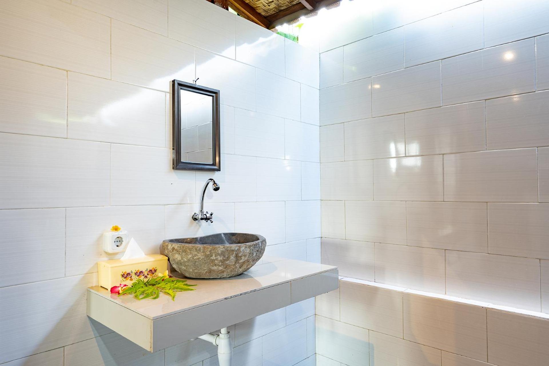 Karang Mas Lembongan Hotel นูซาเลมโบงัน ภายนอก รูปภาพ