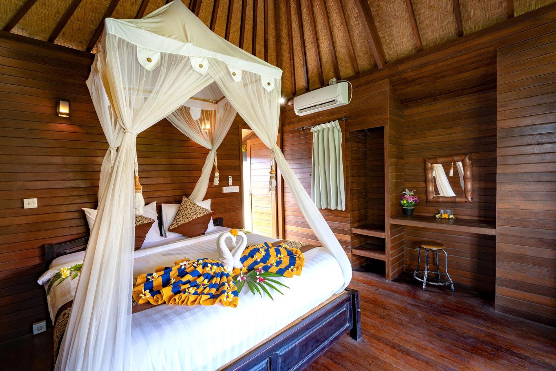 Karang Mas Lembongan Hotel นูซาเลมโบงัน ภายนอก รูปภาพ