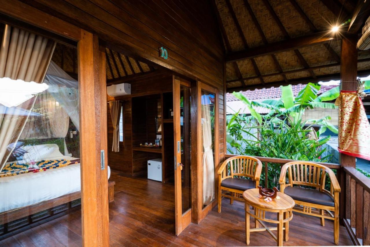 Karang Mas Lembongan Hotel นูซาเลมโบงัน ภายนอก รูปภาพ