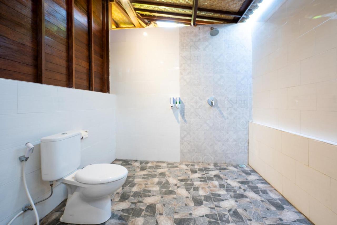 Karang Mas Lembongan Hotel นูซาเลมโบงัน ภายนอก รูปภาพ